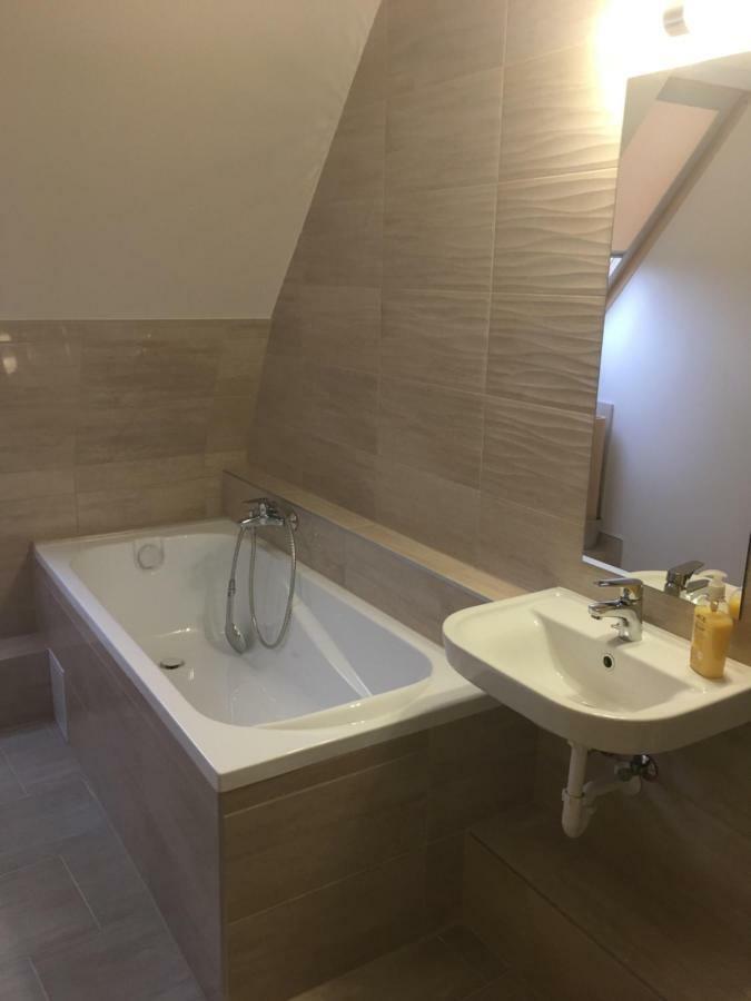 Tiszavilag Pihenohaz Hotel Tiszakécske Buitenkant foto